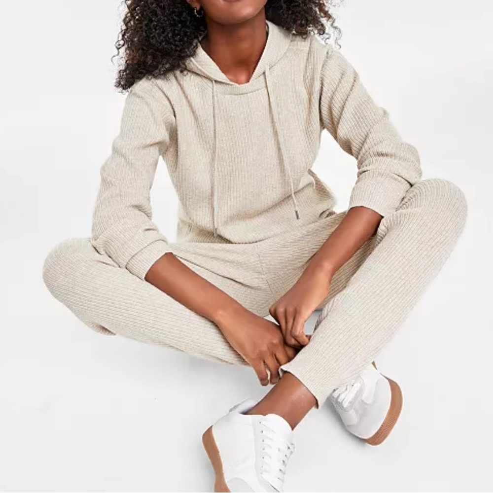 Macy’s On 34th Women’s Joggers, XS - Picture 2 of 3